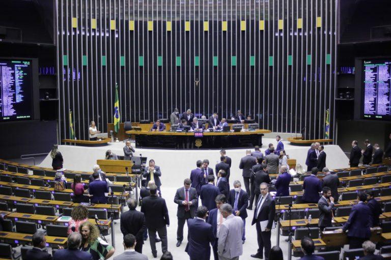 Centrão diz que Senado ‘não combinou’ texto com Câmara e dificulta votação de PEC ‘fura-teto’