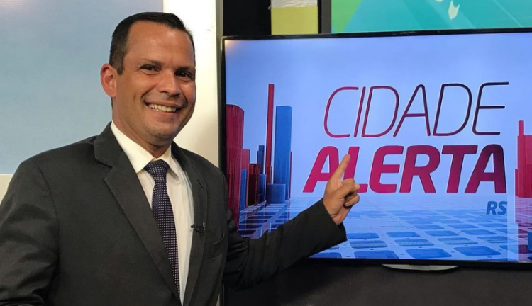 Ex-apresentador da Record TV é encontrado morto em casa no RS