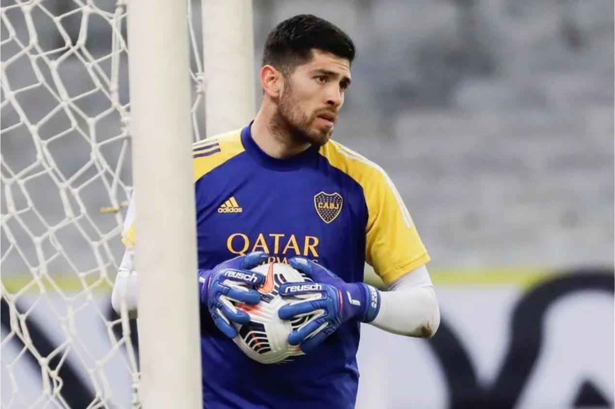 Flamengo anuncia pré-contrato com goleiro Rossi; vínculo será até 2027