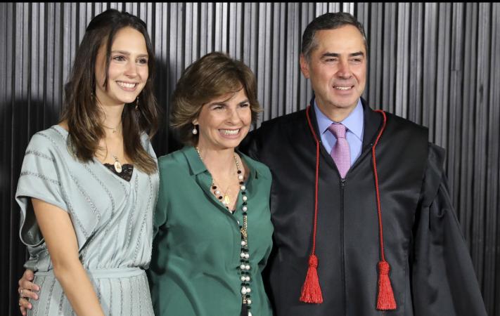 Mulher do ministro Luís Roberto Barroso morre aos 57 anos