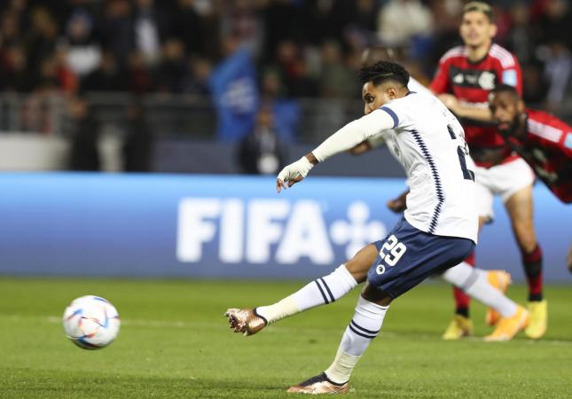 Flamengo desmonta após expulsão, perde para o Al Hilal por 3 a 2 e deu adeus ao sonho do bi mundial