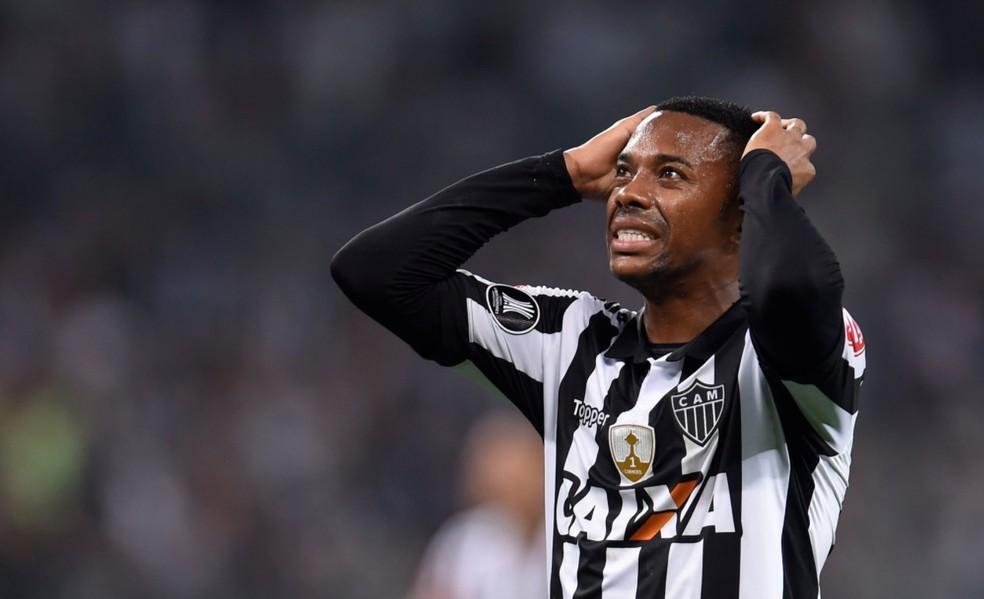 Justiça da Itália pede que Robinho cumpra pena no Brasil