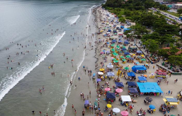 Ubatuba começa a cobrar taxa para entrada de veículos de turistas nesta quarta