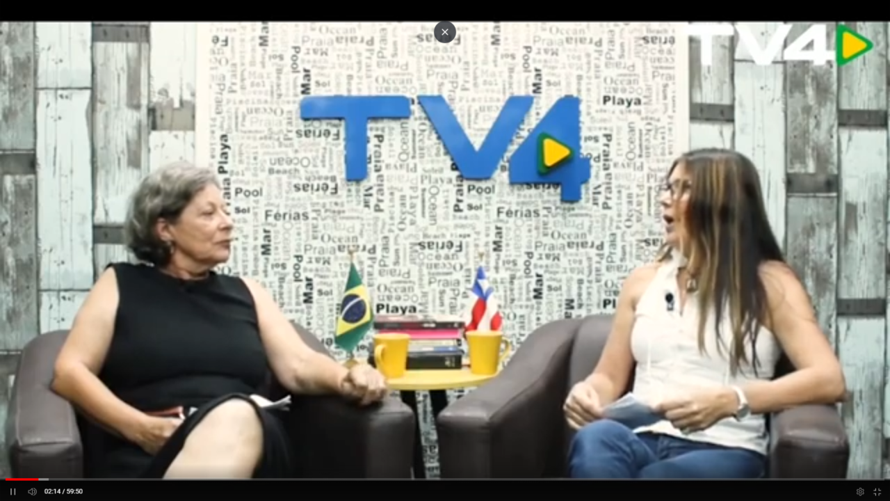 A escritora Alda Andreia recebe Aida do Livreiro