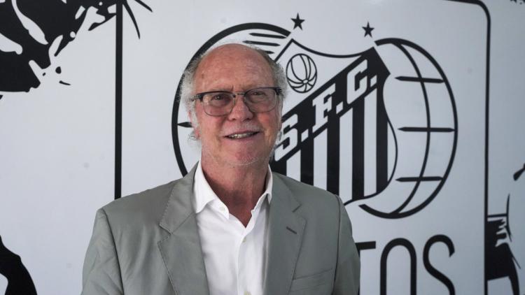 Funcionária de condomínio denuncia Paulo Roberto Falcão por importunação sexual