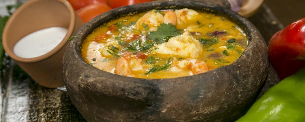 Moqueca Baiana: Uma Tradição Culinária Rica em História, Sabor e Estilo Único