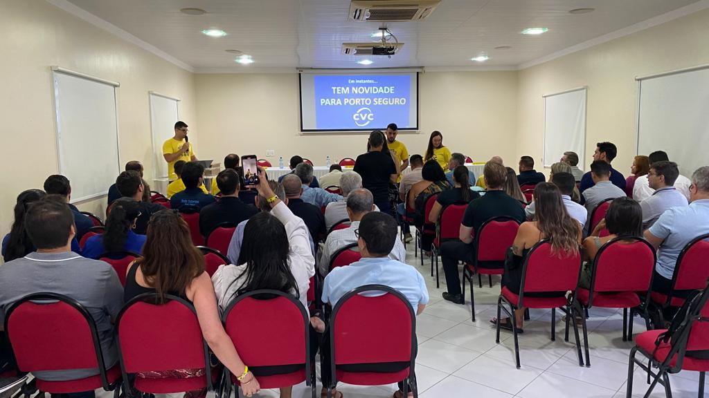 CVC lança campanha em parceria com Voepass voltada para Porto Seguro