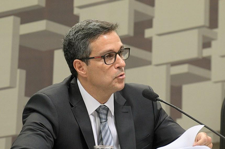 Campos Neto alerta sobre impacto de tensões geopolíticas para inflação em encontro do FMI