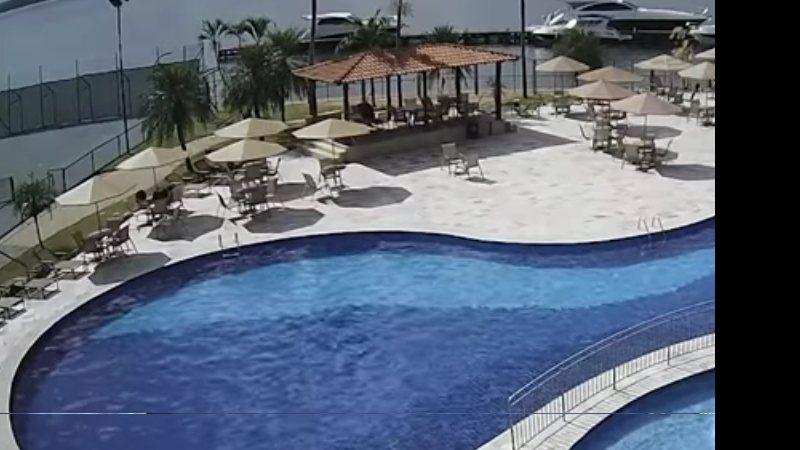 Jovem morre afogado em piscina de hotel durante festa