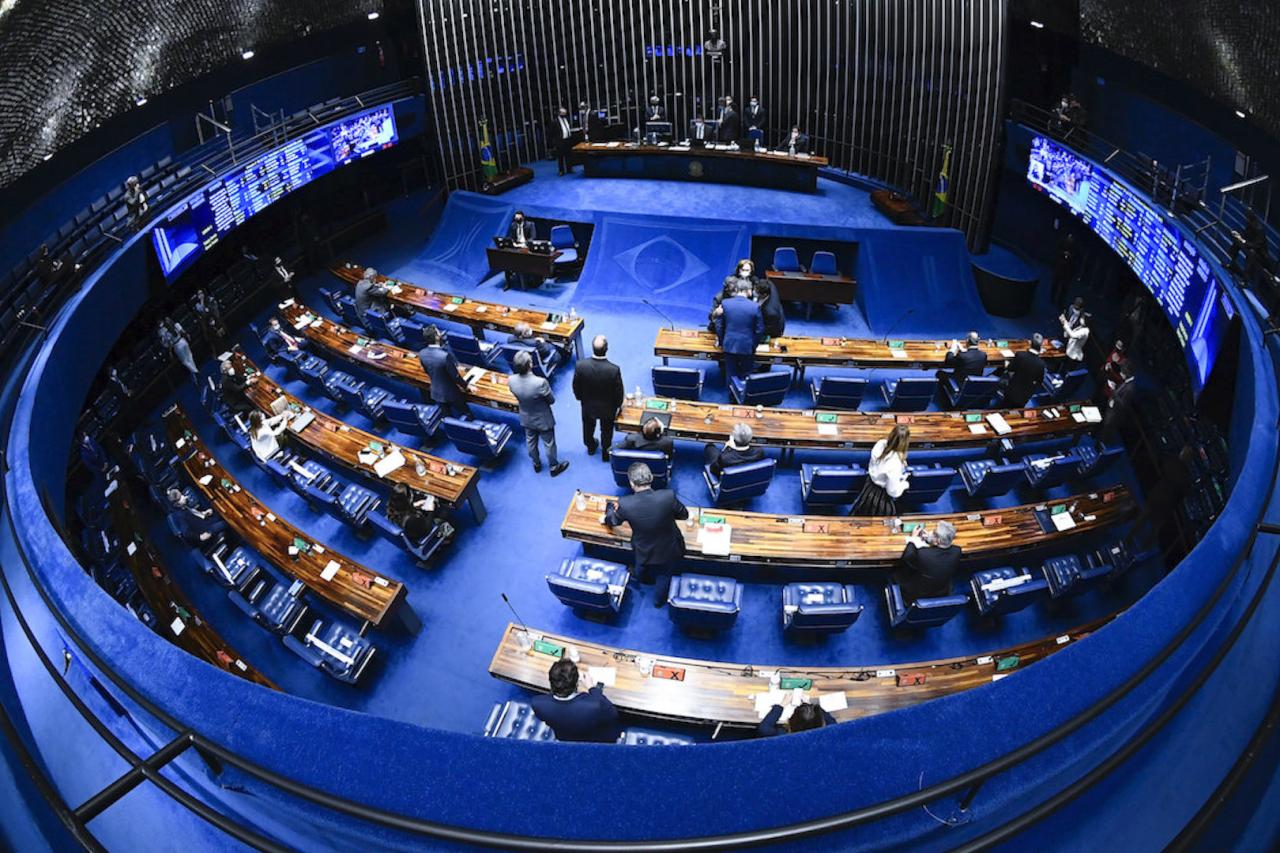 Senado adia a votação da PEC que limita decisões individuais do STF para quarta-feira