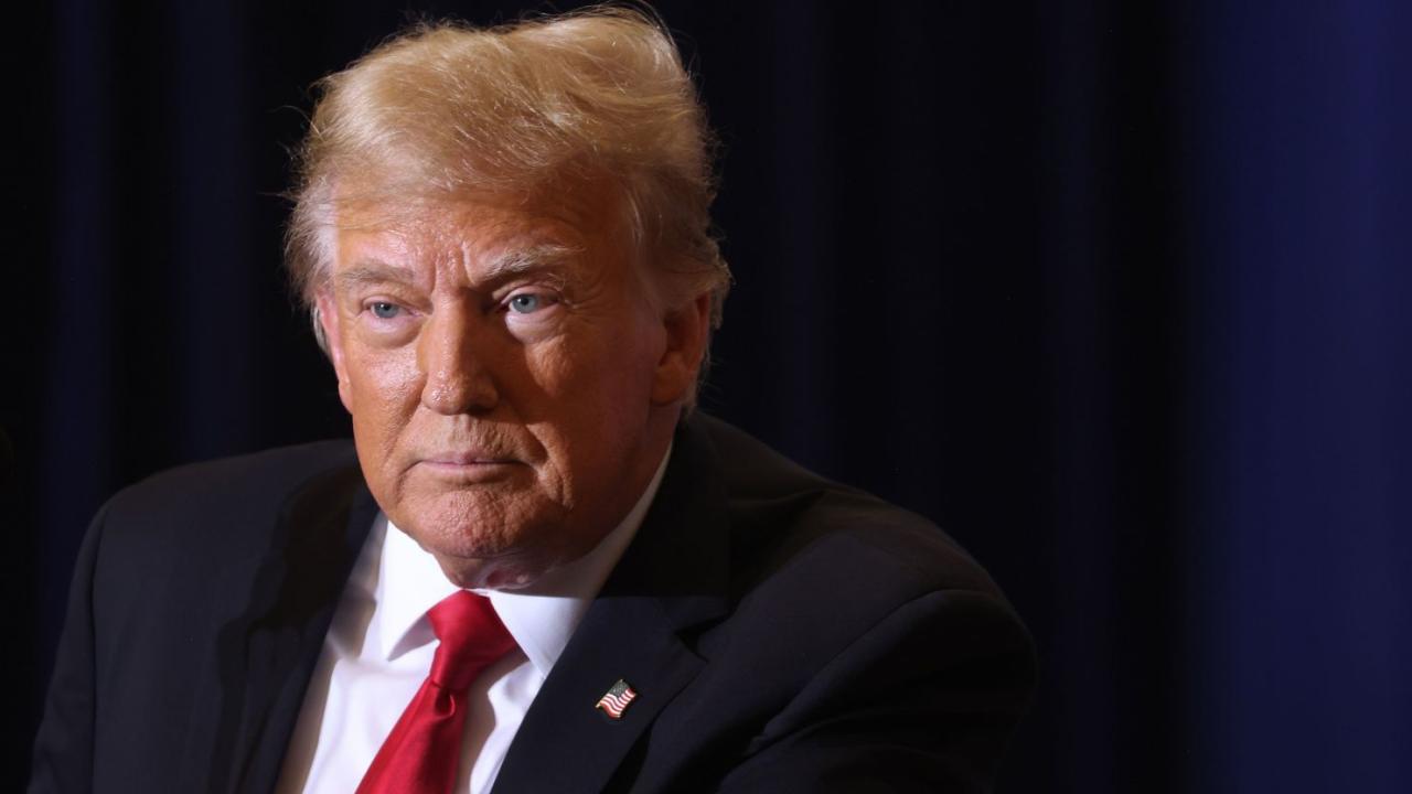 Entenda o que é a 14ª Emenda e os esforços para retirar Trump das primárias em 2024
