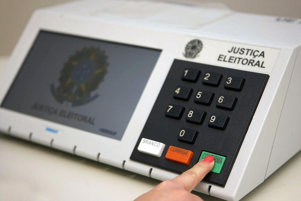 Teste da urna eletrônica termina no TSE com 35 planos de ataque