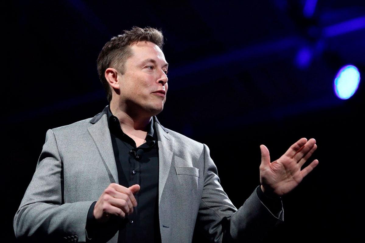 Musk sobe tom e diz que Moraes “interferiu nas eleições do Brasil”