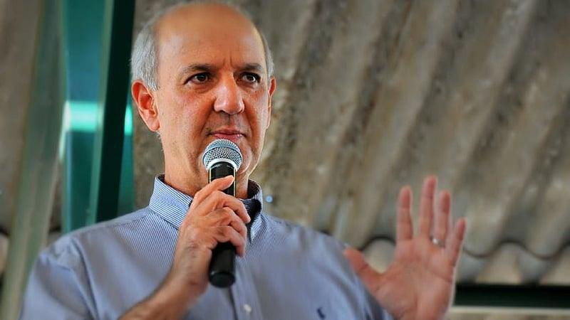 Caixa de Pandora: Justiça condena Arruda à perda de direitos políticos