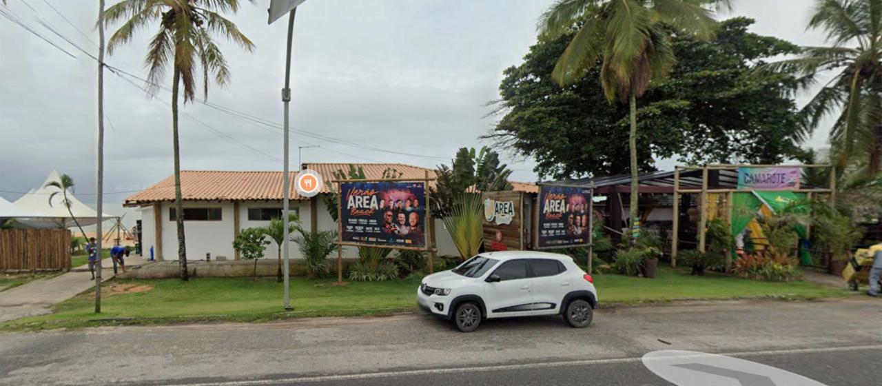 Justiça Federal Interdita Barraca AREA BEACH em Porto Seguro por Graves Irregularidades Ambientais e Descumprimento de Acordo
