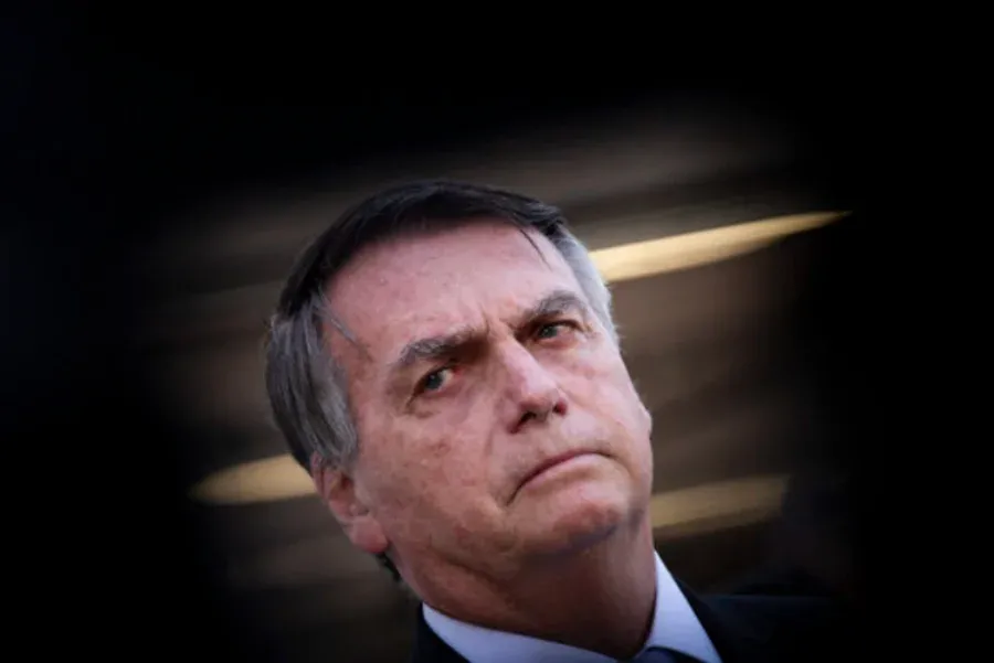 Bolsonaro teve piora em quadro inflamatório e ampliou uso de antibióticos