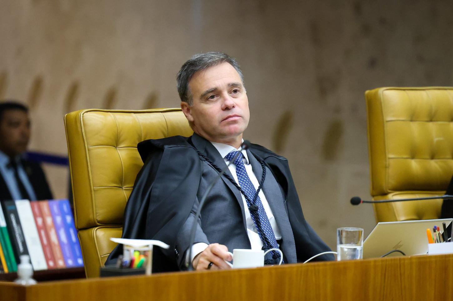 Gabinete de Mendonça escapa de recuo do MJ após operação contra líder do governo