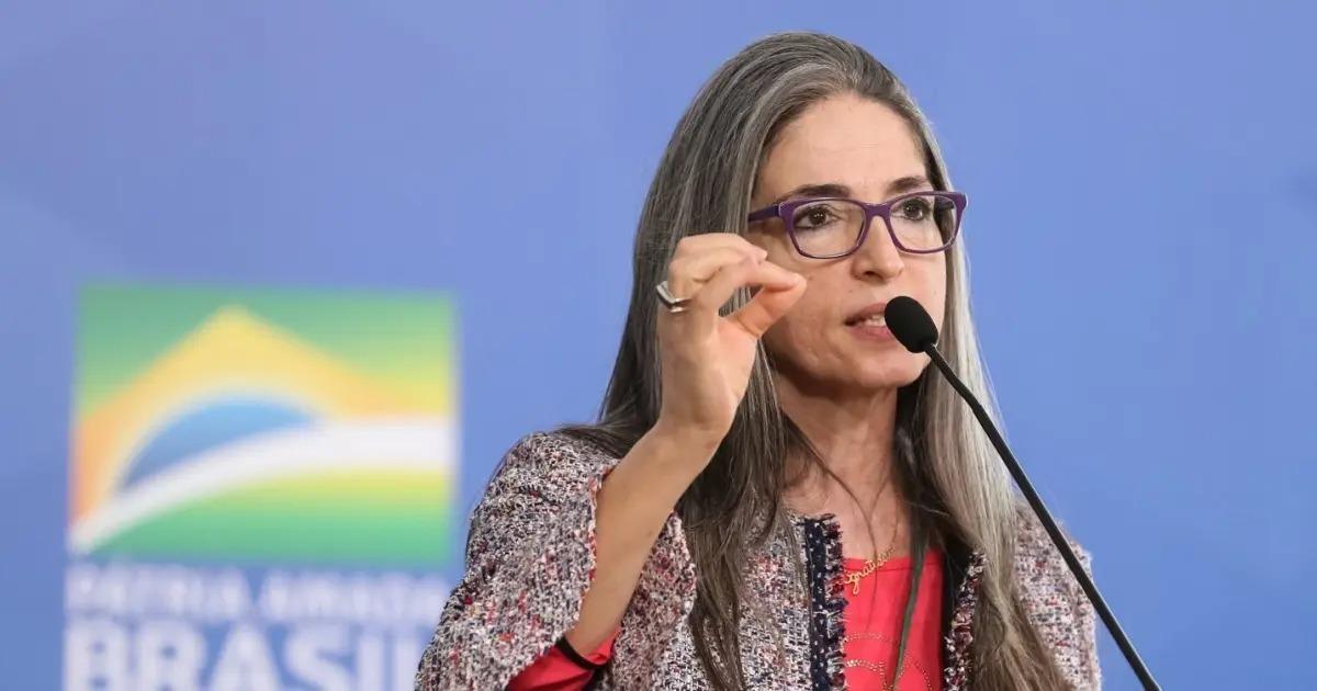 Dra. Raissa Soares
