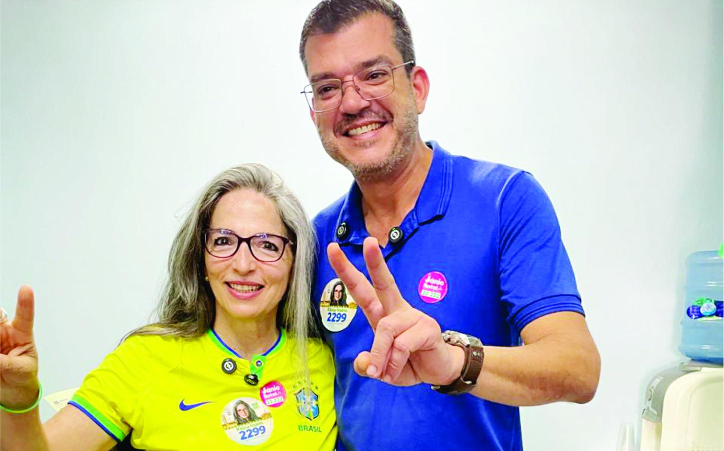 Dra. Raíssa Soares inaugura comitê central em Porto Seguro e sela parceria com Jânio Júnior para o Extremo Sul