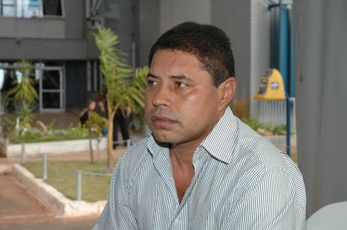 Ex-deputado que foi preso por mandar matar jovem registra candidatura