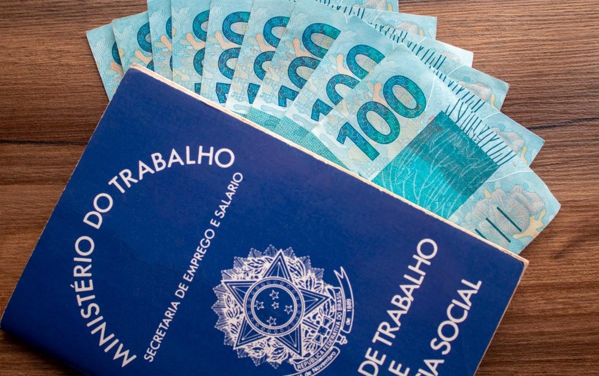 Na boca da eleição, Governo anuncia novo salário Minímo