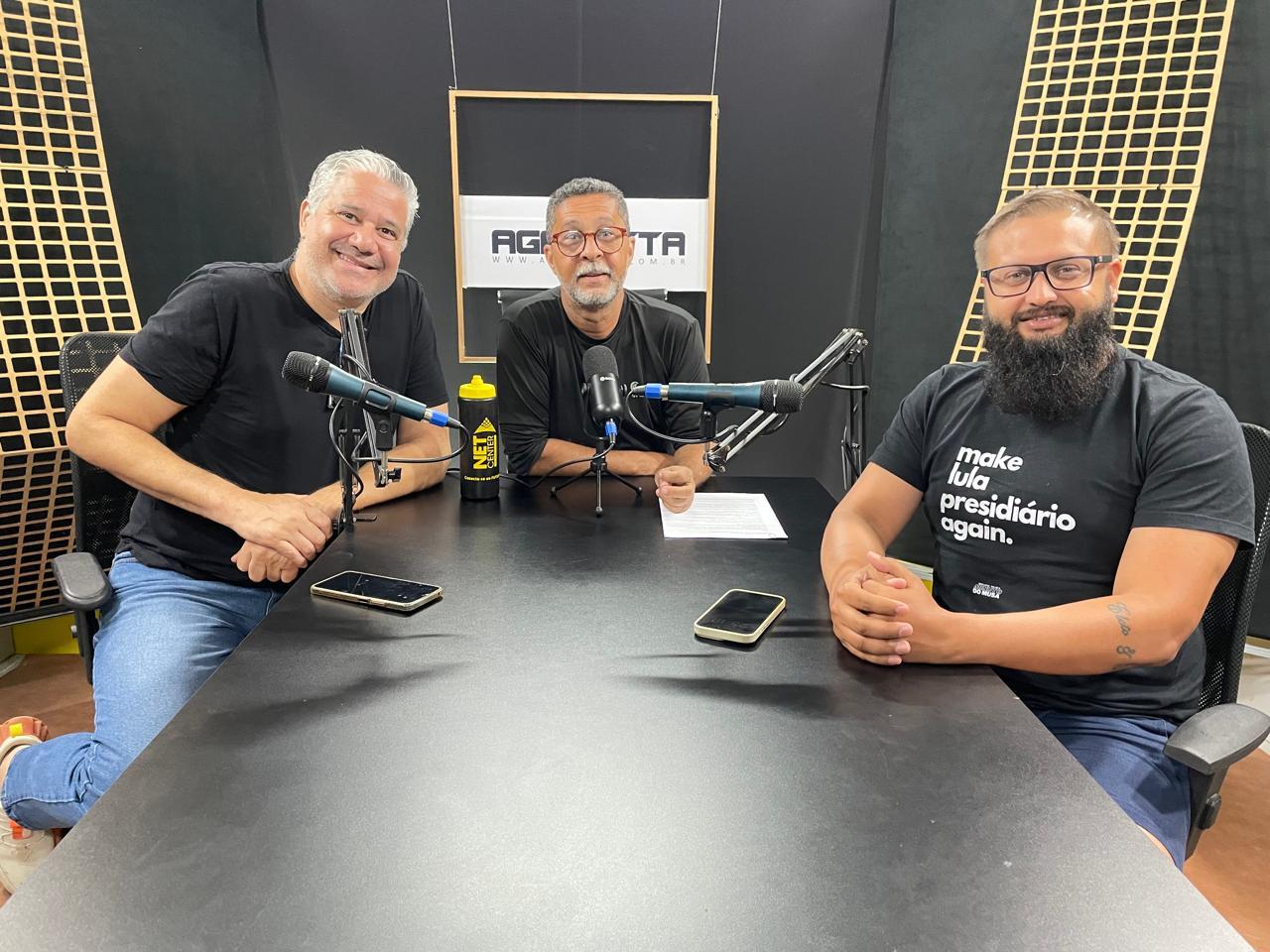 PODFALAR marca retorno com debate político de peso e homenagem emocionante ao cantor Netinho