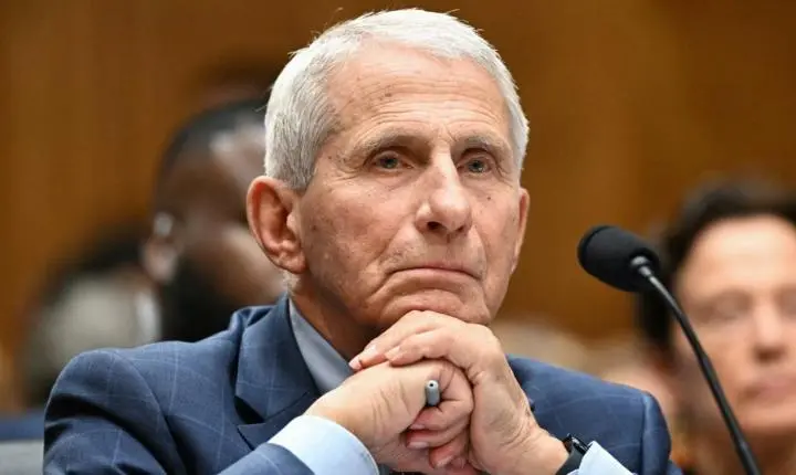 Congresso dos EUA conclui investigação sobre Anthony Fauci, o homem do COVID