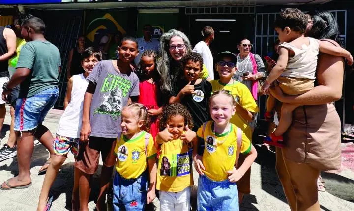 Dra. Raíssa Soares inaugura comitê central em Porto Seguro e sela parceria com Jânio Júnior para o Extremo Sul