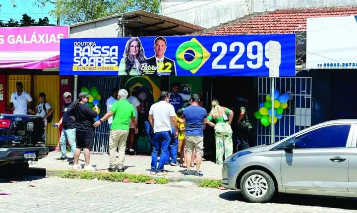 Dra. Raíssa Soares inaugura comitê central em Porto Seguro e sela parceria com Jânio Júnior para o Extremo Sul