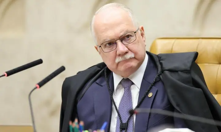 Fachin diz à PF que fatos sobre ministros devem ser apurados 